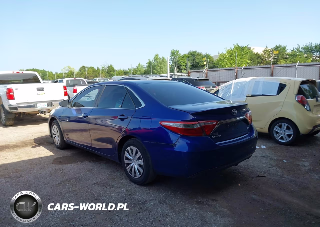 2015 Toyota Camry Se VIN:4T1BF1FK4FU985339 - 3