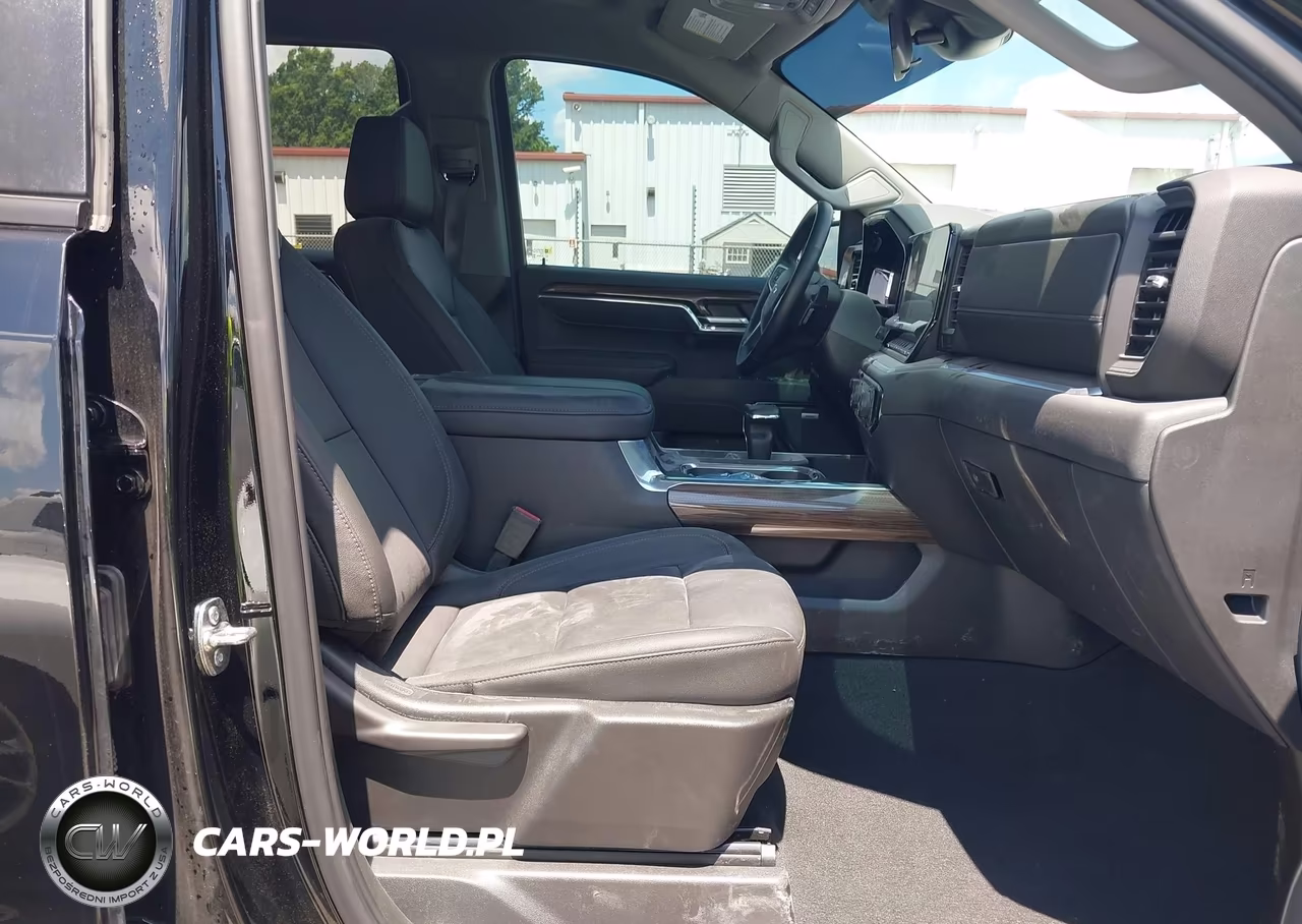 2026 Chevrolet Silverado 1500 VIN:3GCUKFE82TG147188 - 5