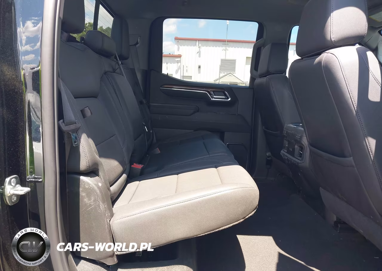 2026 Chevrolet Silverado 1500 VIN:3GCUKFE82TG147188 - 8