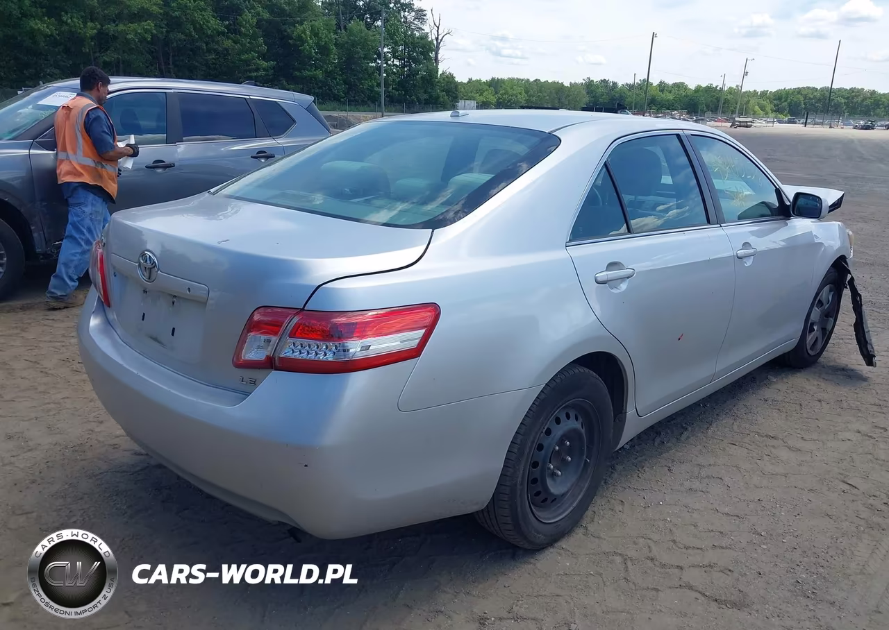 2011 Toyota Camry Le VIN:4T4BF3EK1BR188883 - 4