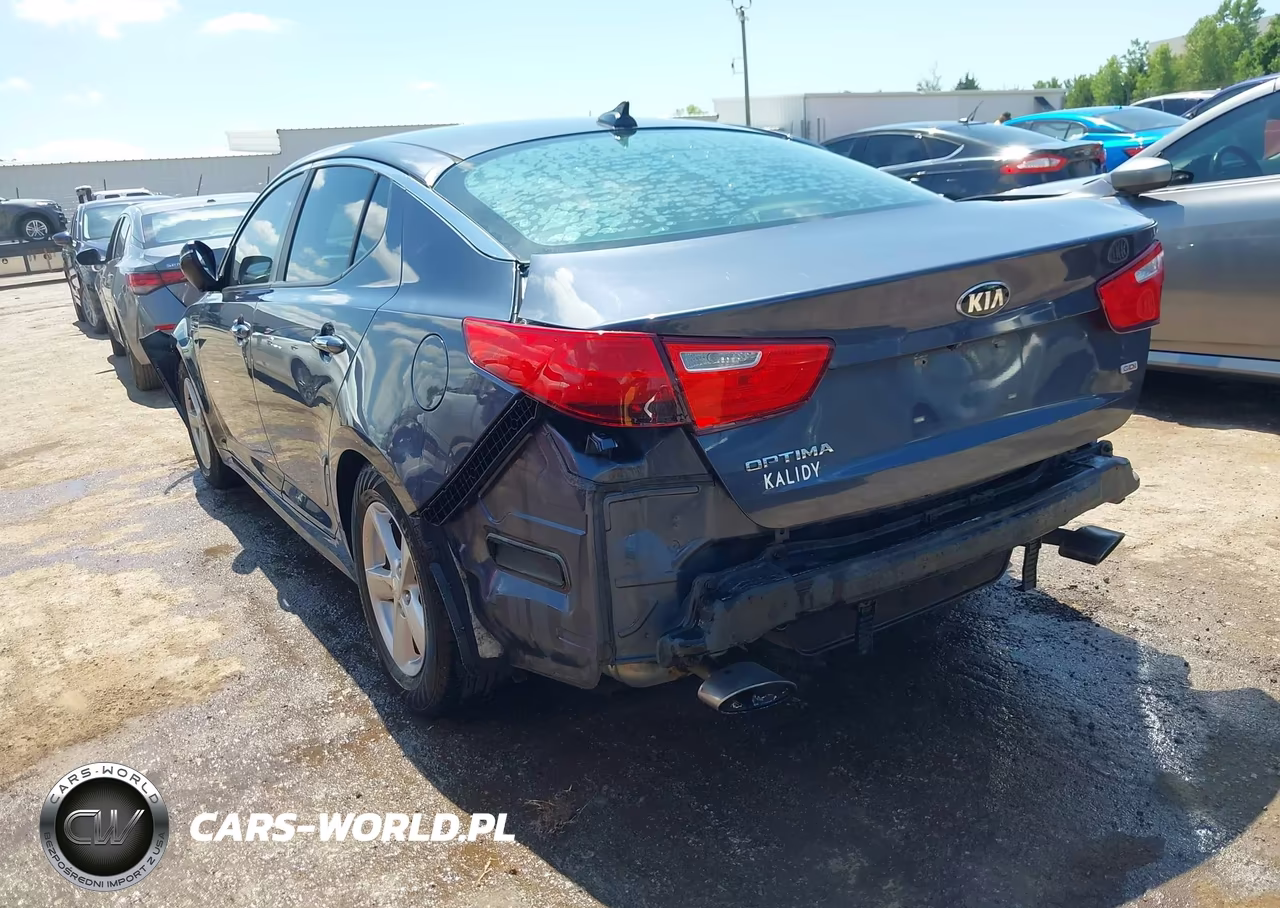 2015 Kia Optima Lx VIN:5XXGM4A71FG482619 - 3