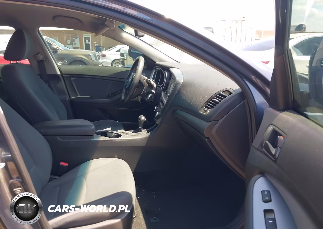 2015 Kia Optima Lx VIN:5XXGM4A71FG482619 - 5
