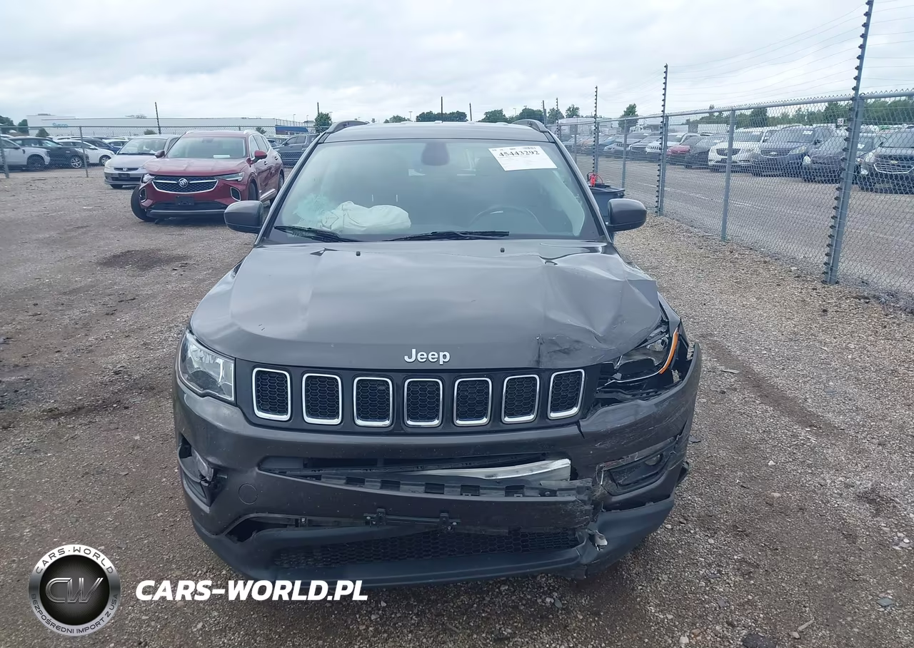 2018 Jeep Compass Latitude 4X4 VIN:3C4NJDBB1JT185656 - 12