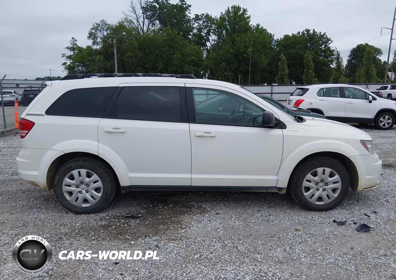 2018 Dodge Journey Se VIN:3C4PDCAB0JT344579 - 13