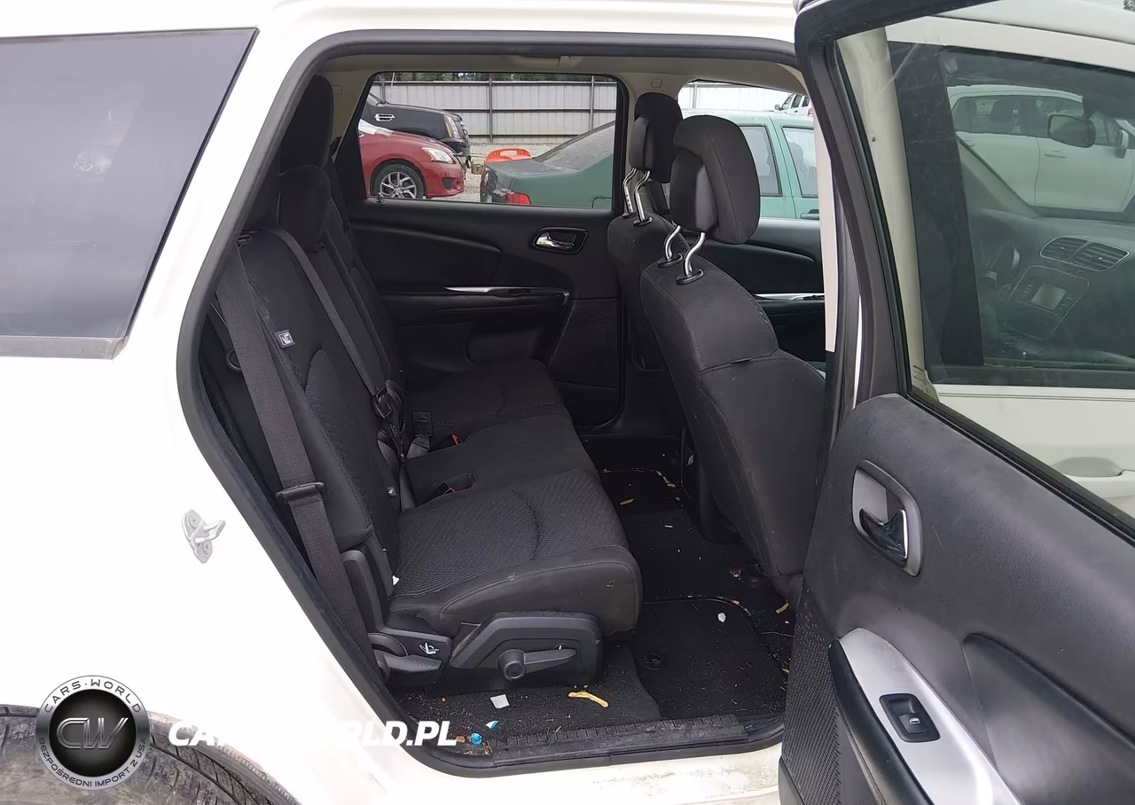 2018 Dodge Journey Se VIN:3C4PDCAB0JT344579 - 8