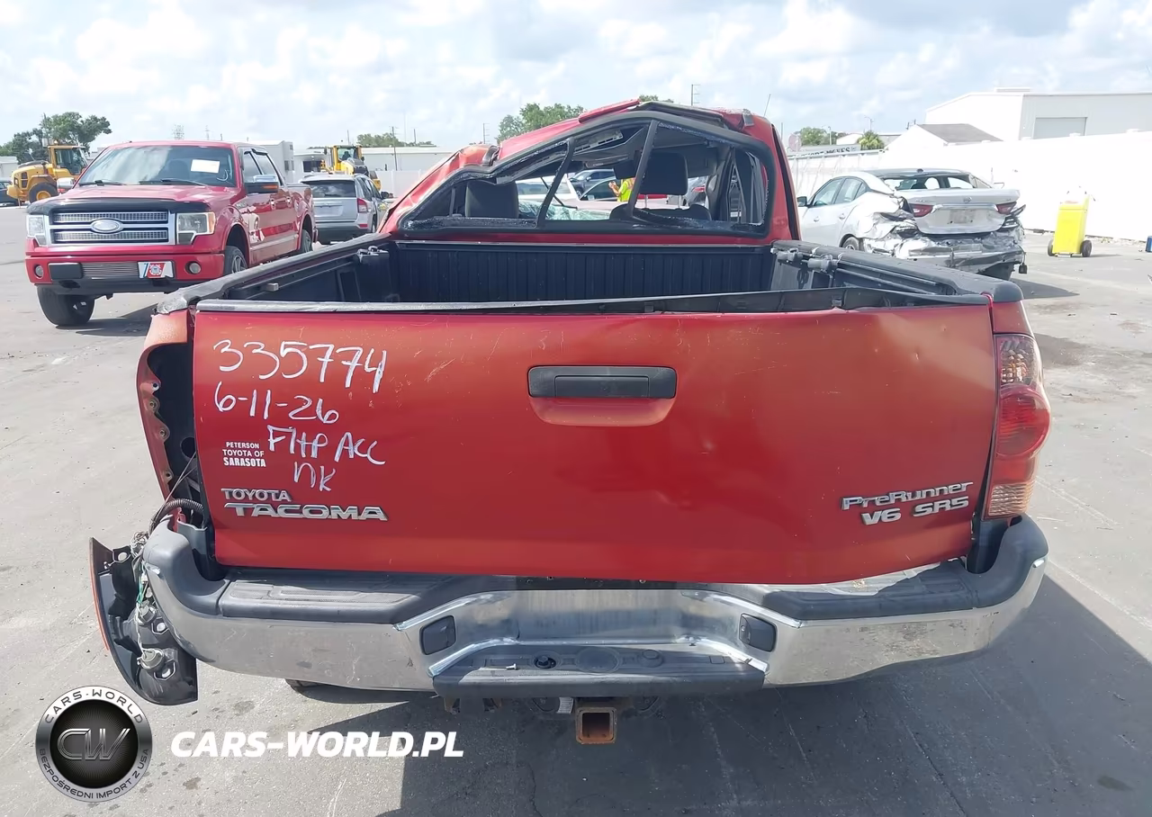 2008 Toyota Tacoma Prerunner V6 VIN:5TETU62N78Z563684 - 16