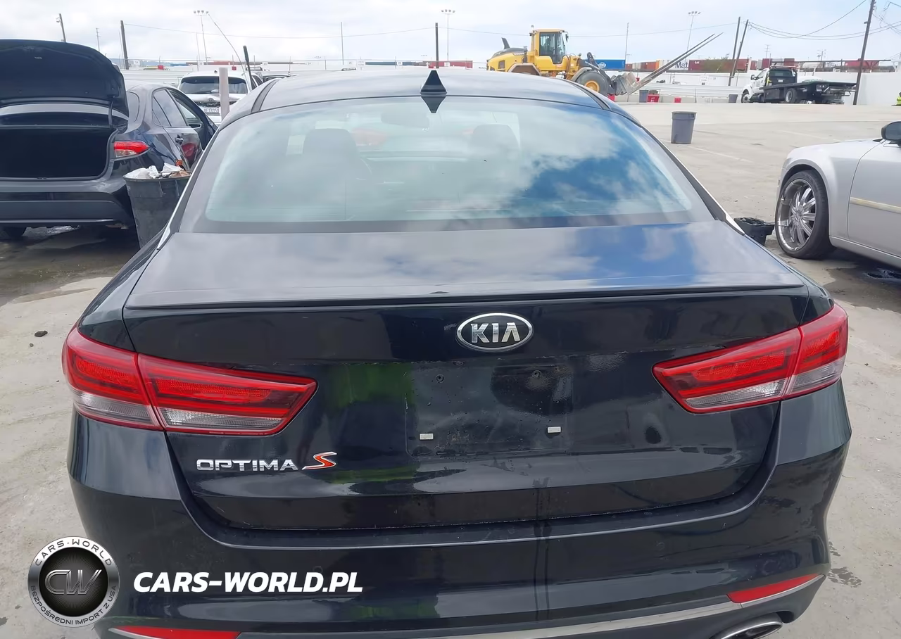 2018 Kia Optima S VIN:5XXGT4L36JG253326 - 16
