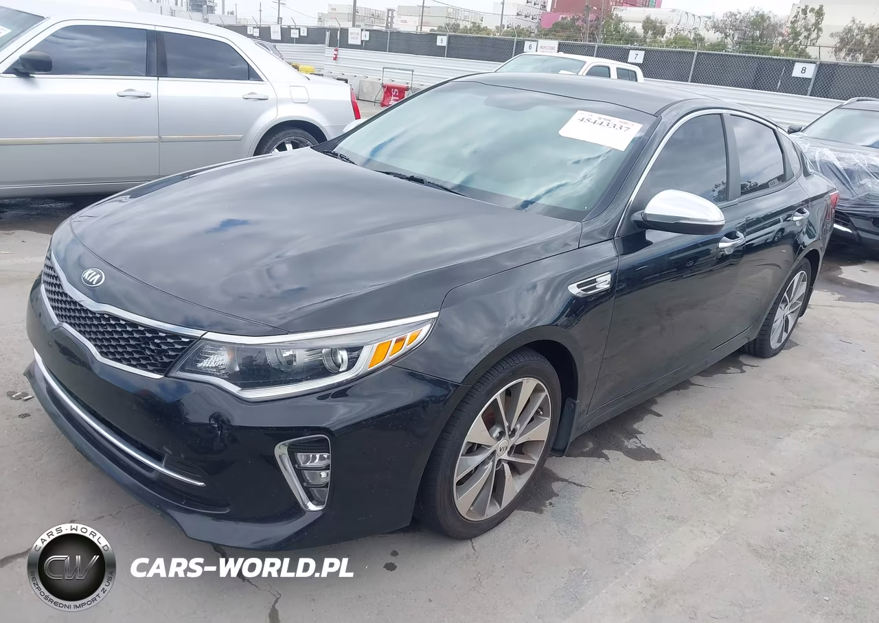 2018 Kia Optima S VIN:5XXGT4L36JG253326 - 2