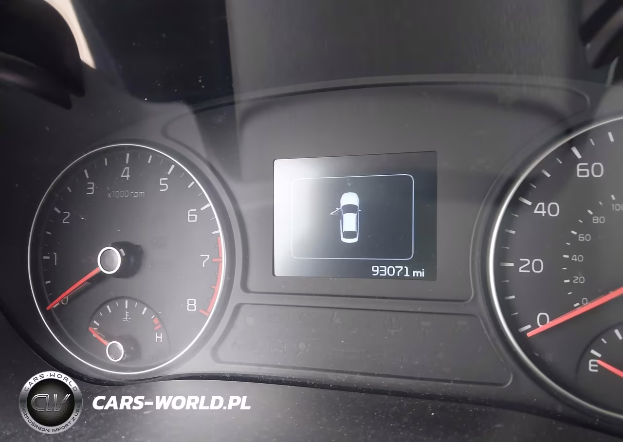 2018 Kia Optima S VIN:5XXGT4L36JG253326 - 7