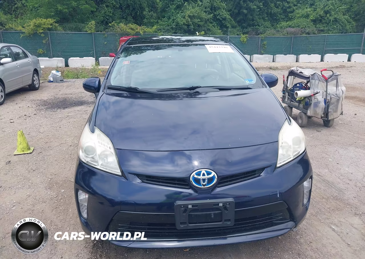 2014 Toyota Prius Three VIN:JTDKN3DU9E1800077 - 12