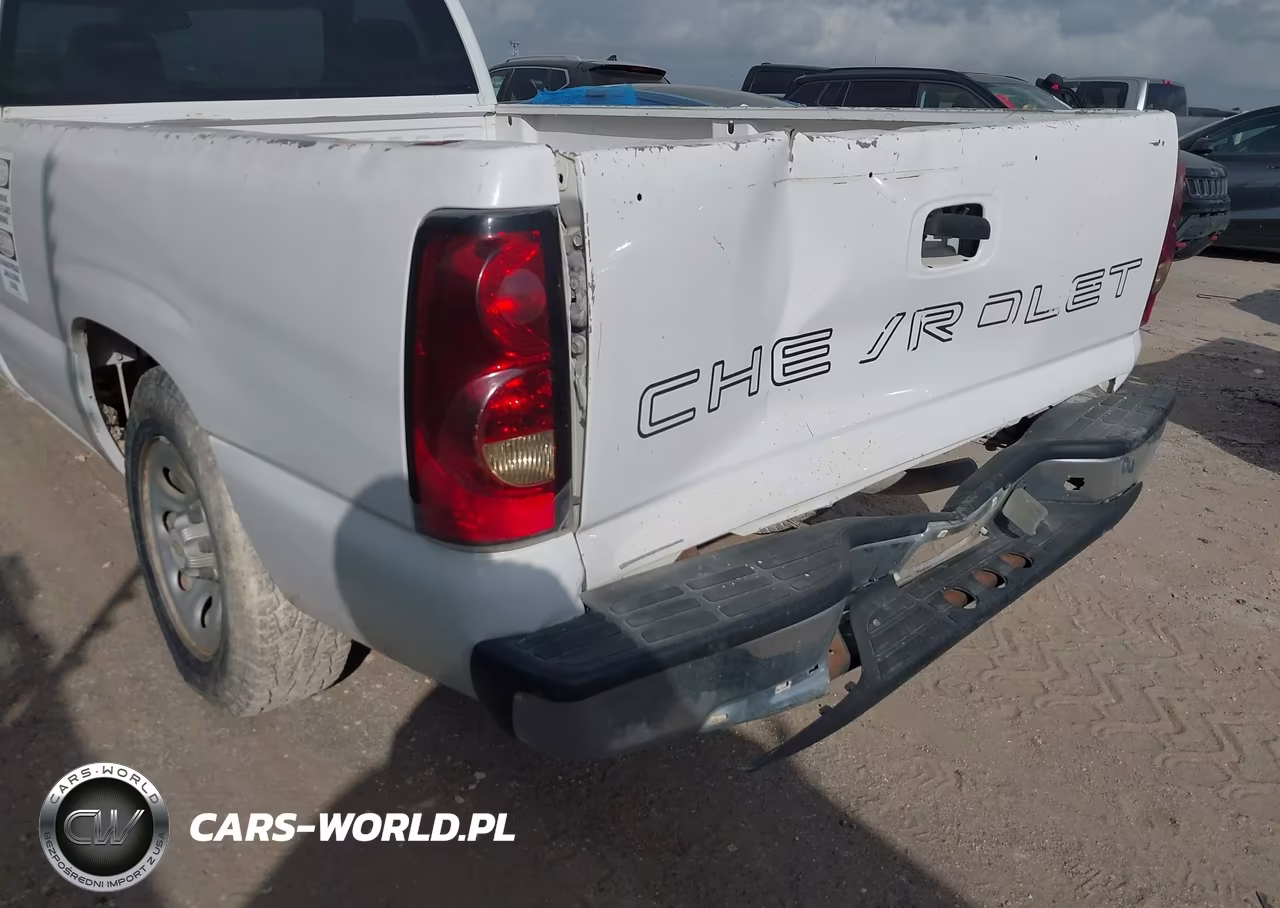2007 Chevrolet Silverado 1500 Classic Work Truck VIN:3GCEC14Z27G188800 - 13