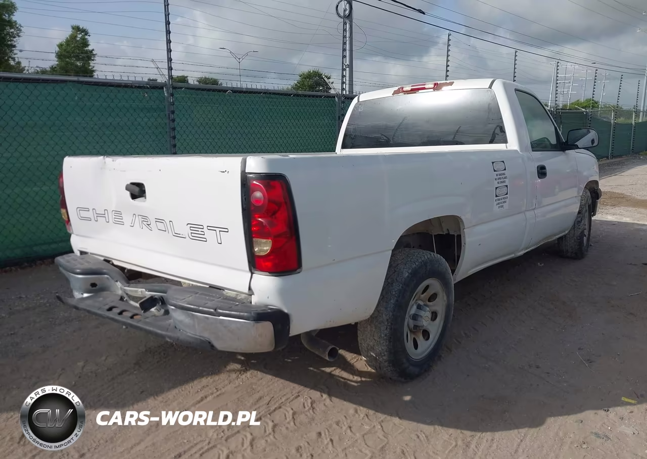 2007 Chevrolet Silverado 1500 Classic Work Truck VIN:3GCEC14Z27G188800 - 4