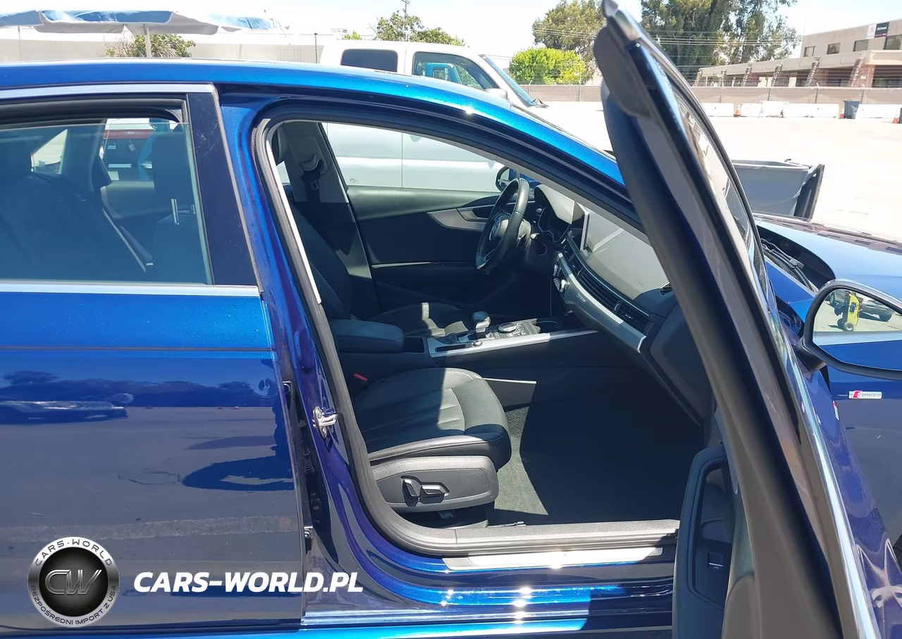 2017 Audi A4 Premium Plus VIN:WAUENAF40HN050383 - 5