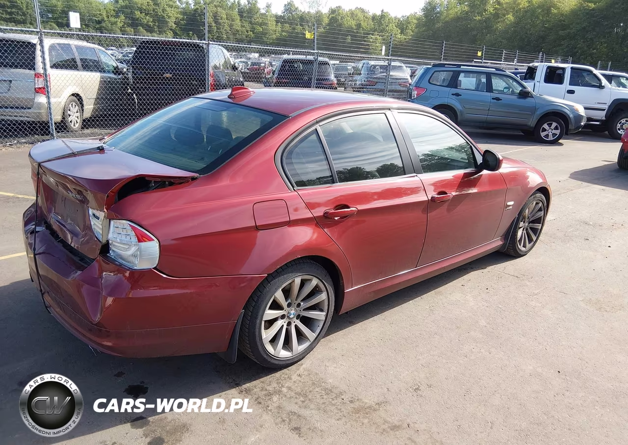 2011 BMW 328I xDrive VIN:WBAPK5C53BA659293 - 4