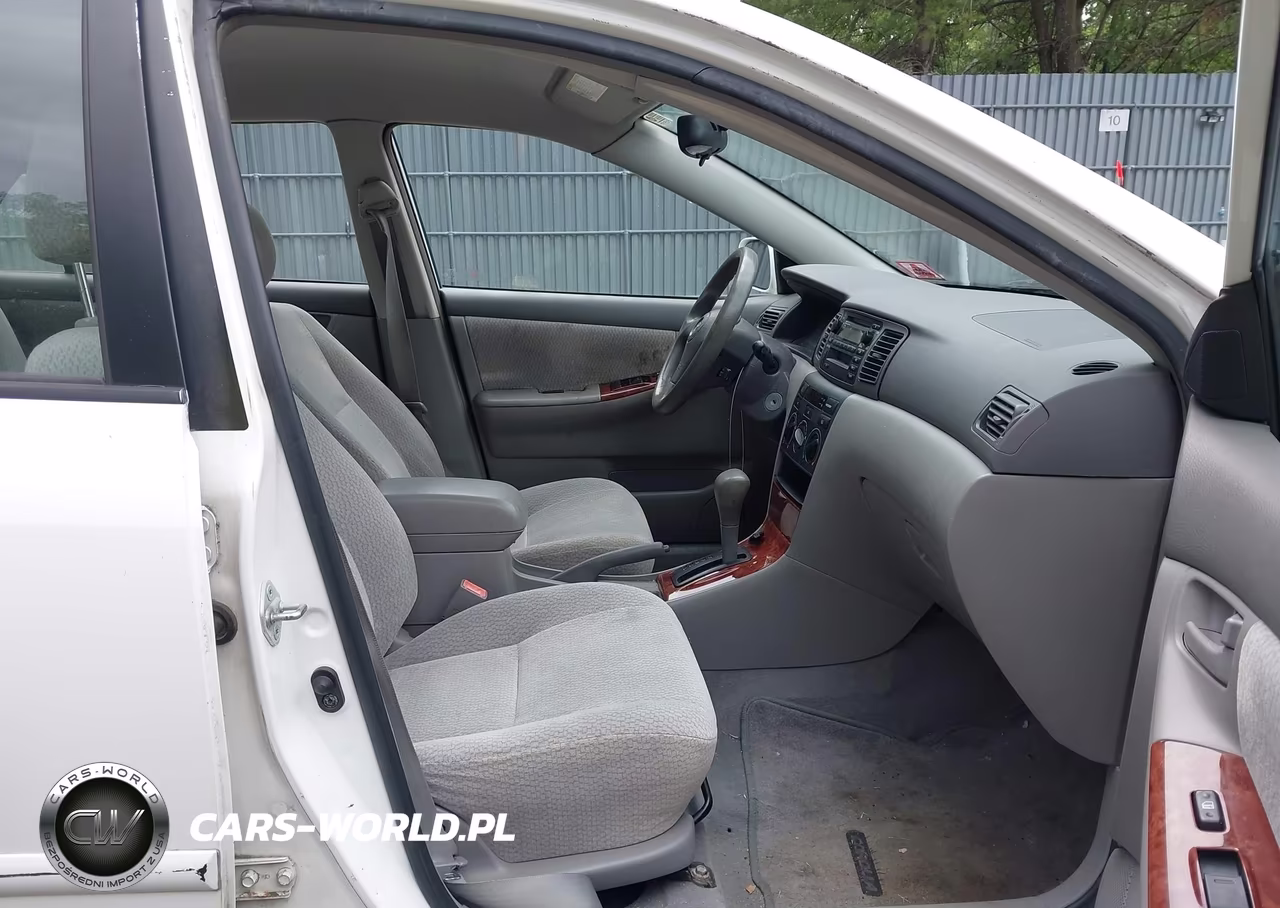 2003 Toyota Corolla Le VIN:JTDBR32E030028944 - 5