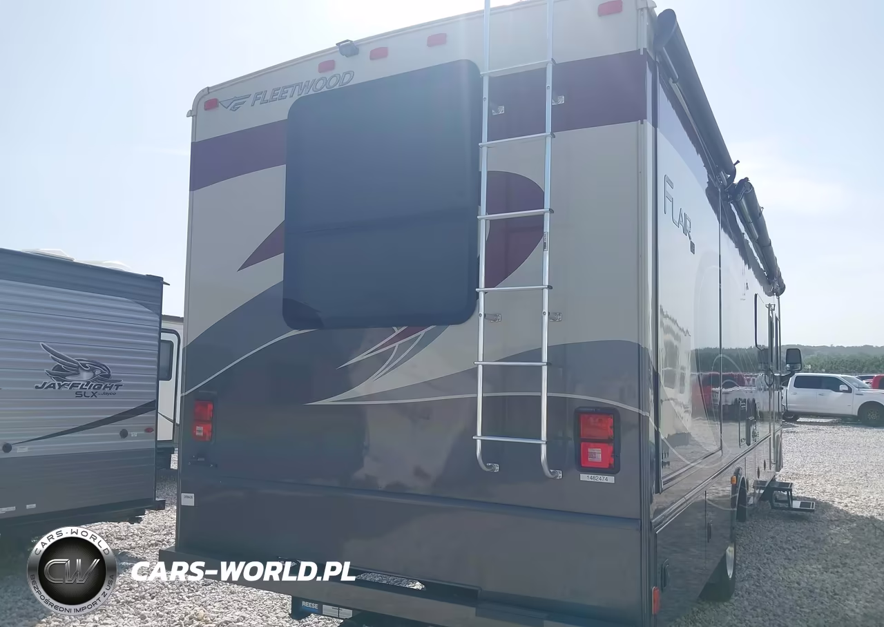 2018 Ford F53 VIN:1F65F5DY8J0A03749 - 4