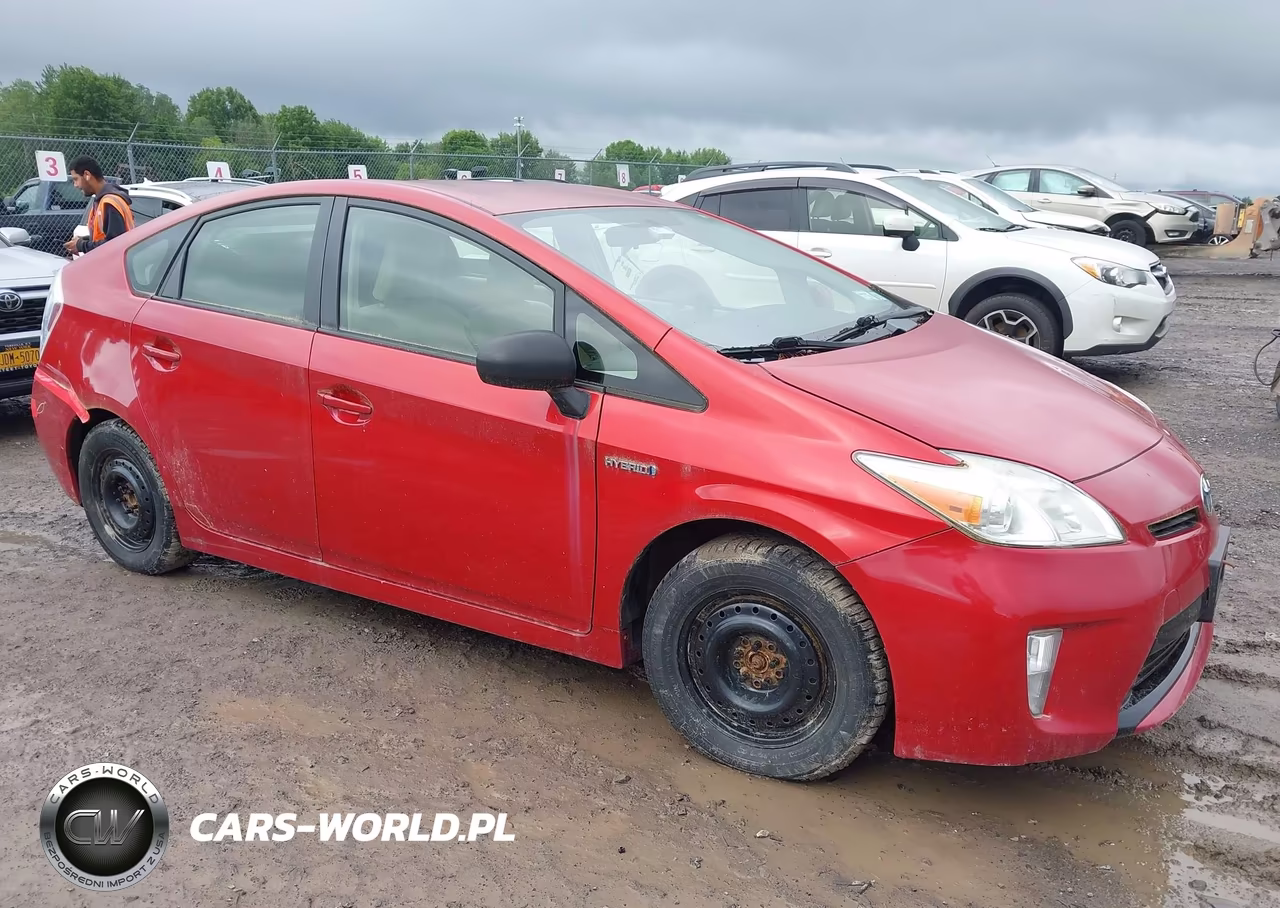 2013 Toyota Prius Two – zdjęcie 1 z 17