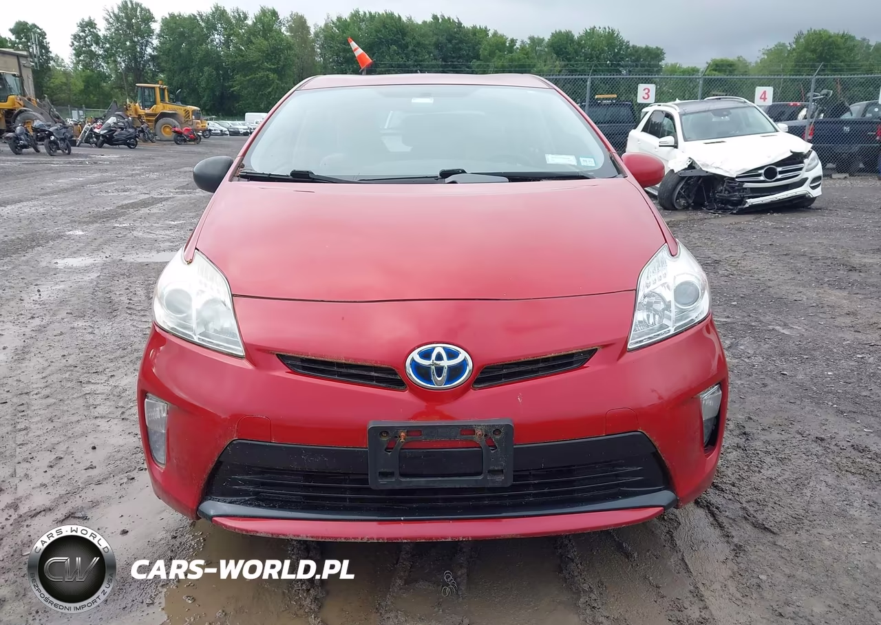 2013 Toyota Prius Two VIN:JTDKN3DU2D1692819 - 13