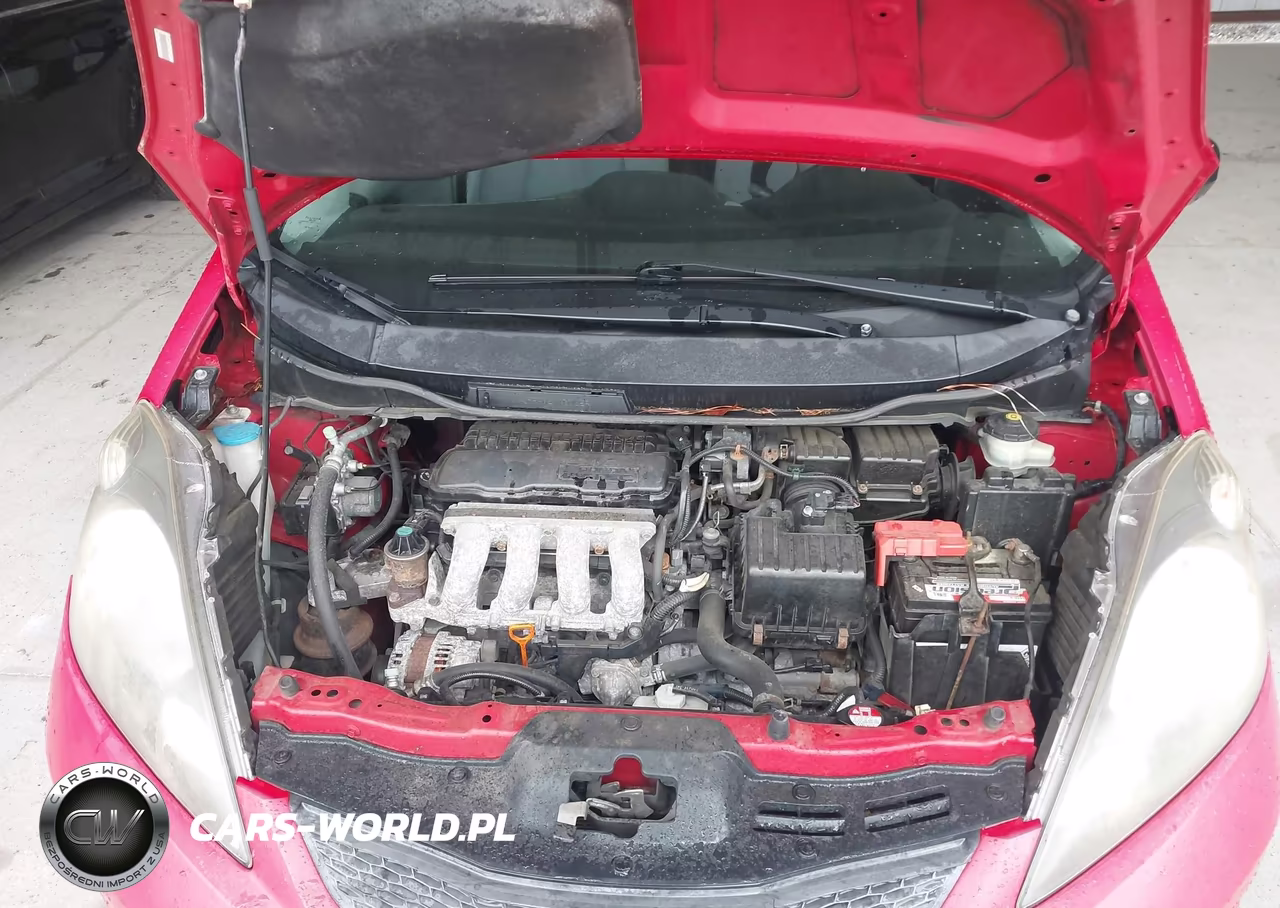 2010 Honda Fit VIN:JHMGE8H25AC016780 - 10
