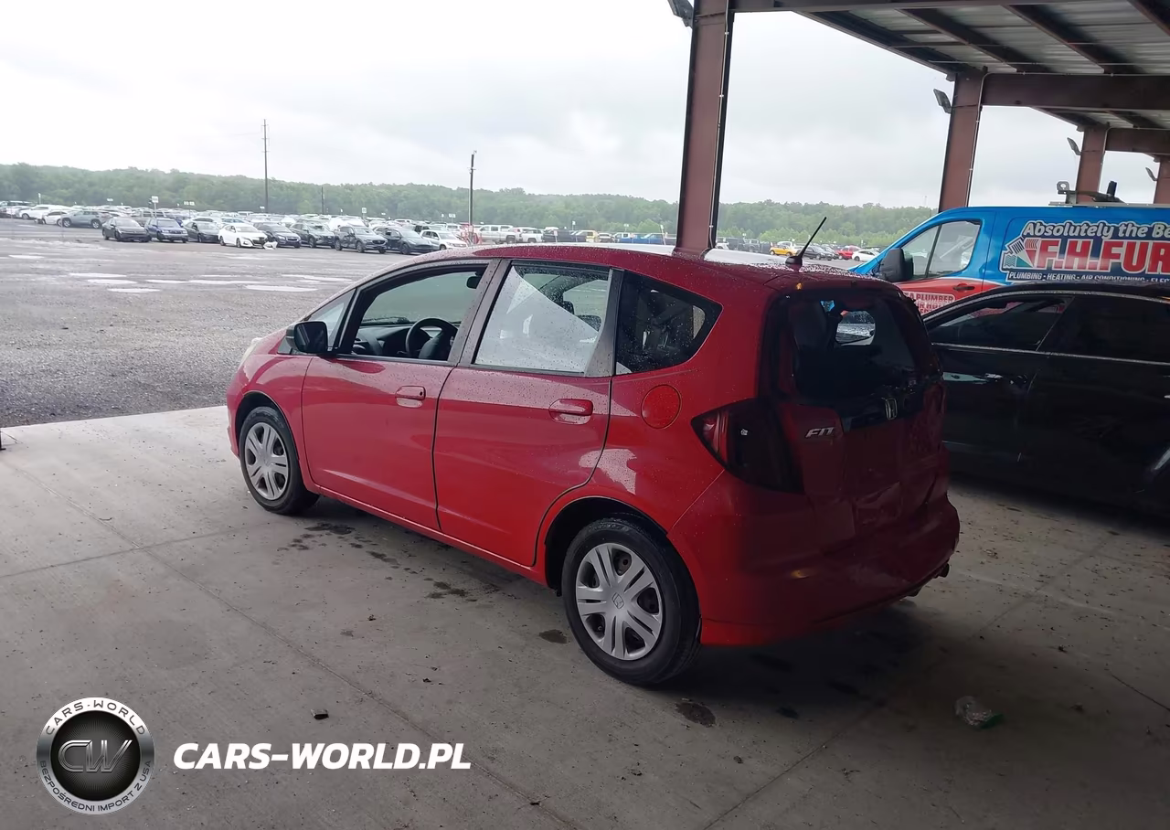 2010 Honda Fit VIN:JHMGE8H25AC016780 - 3