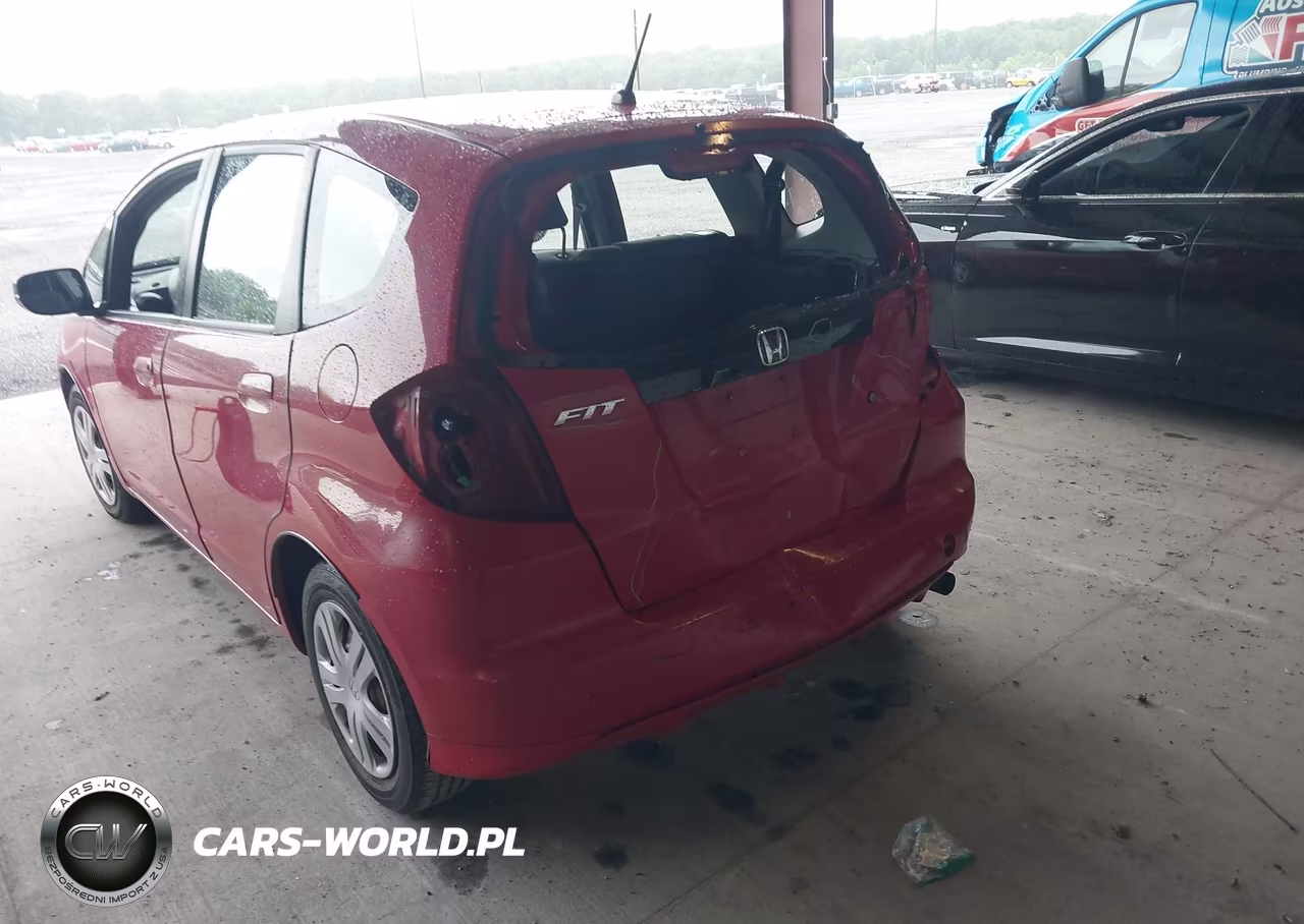 2010 Honda Fit VIN:JHMGE8H25AC016780 - 6