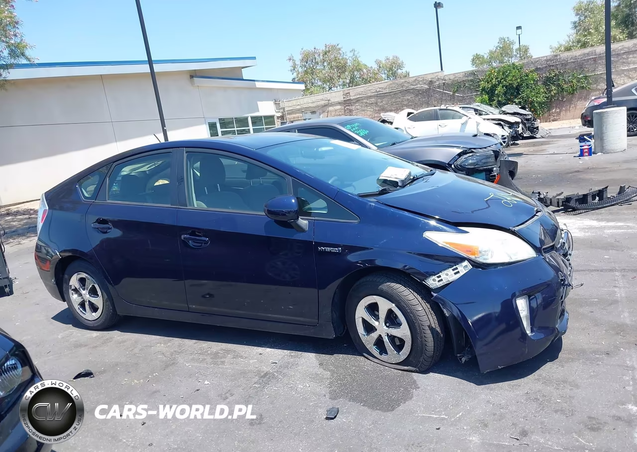 2014 Toyota Prius Two VIN:JTDKN3DU6E1809027 - 14