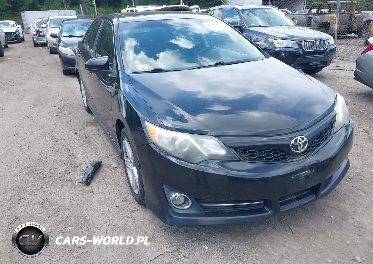 2012 Toyota Camry Se – zdjęcie 1 z 11