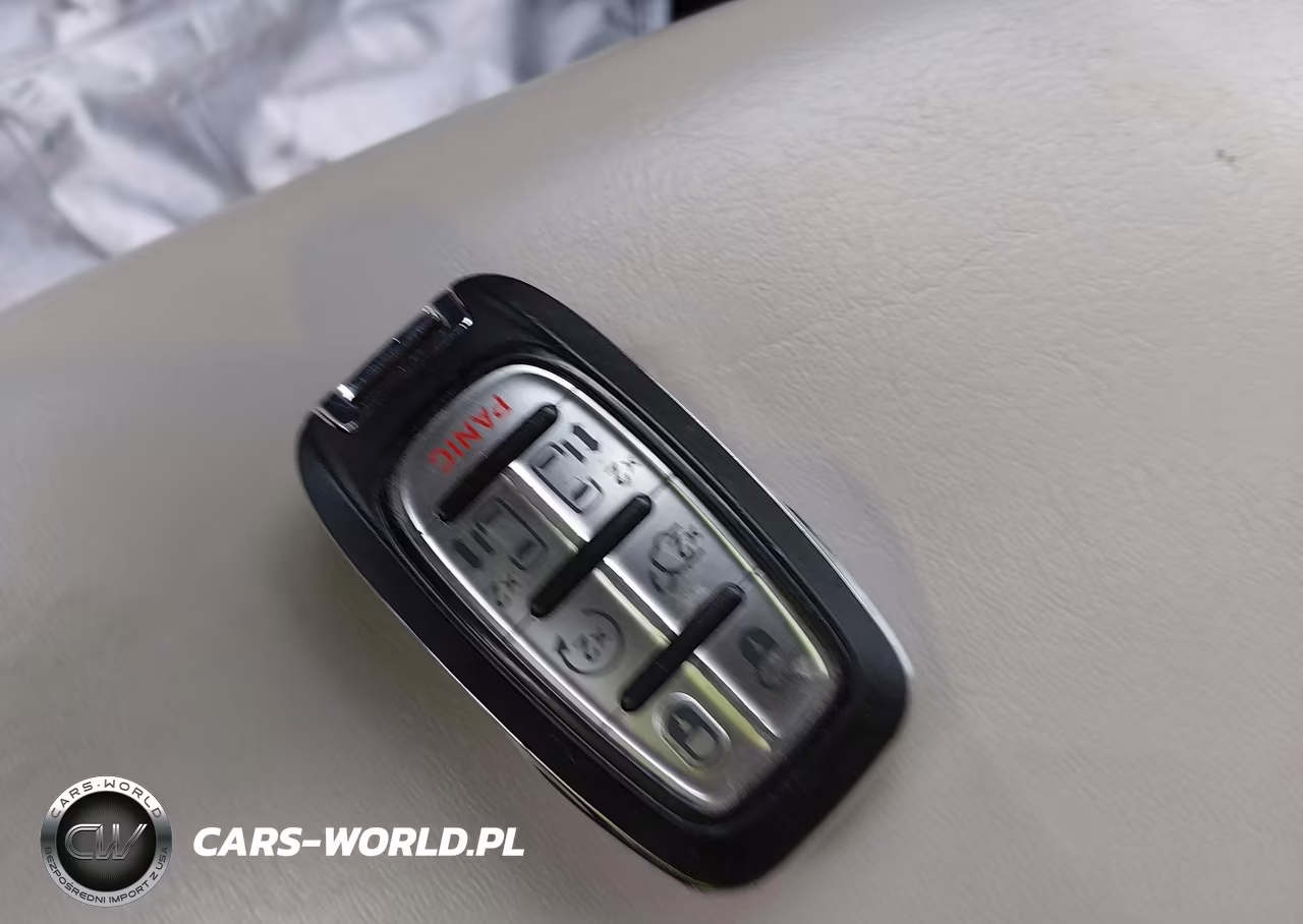 2021 Chrysler Voyager Lxi VIN:2C4RC1DG3MR551983 - 11