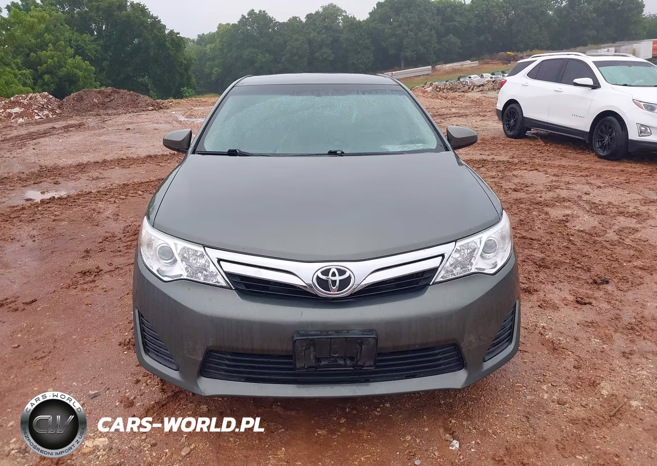 2014 Toyota Camry Le VIN:4T4BF1FK0ER426200 - 13