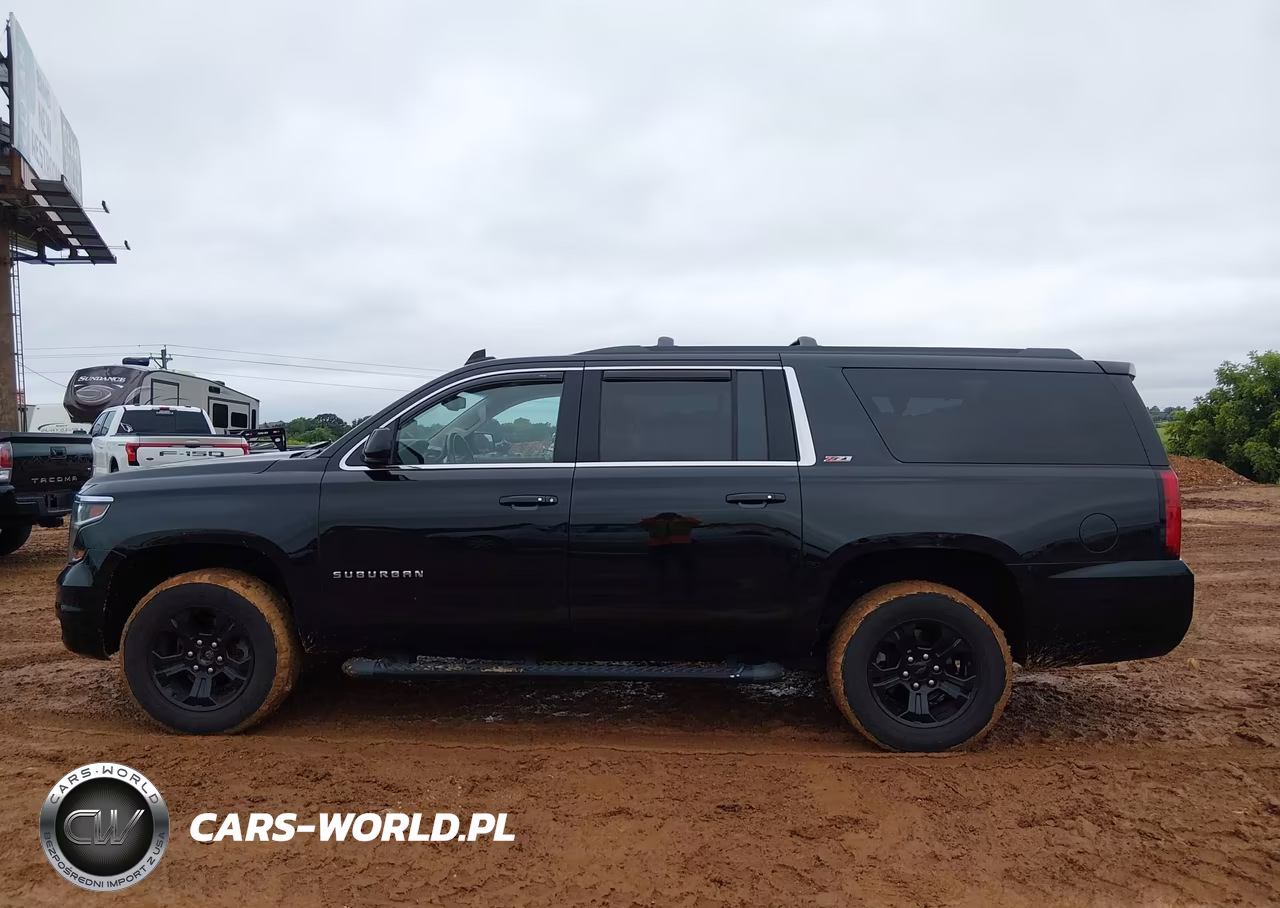 2017 Chevrolet Suburban Lt VIN:1GNSKHKC8HR329469 - 13
