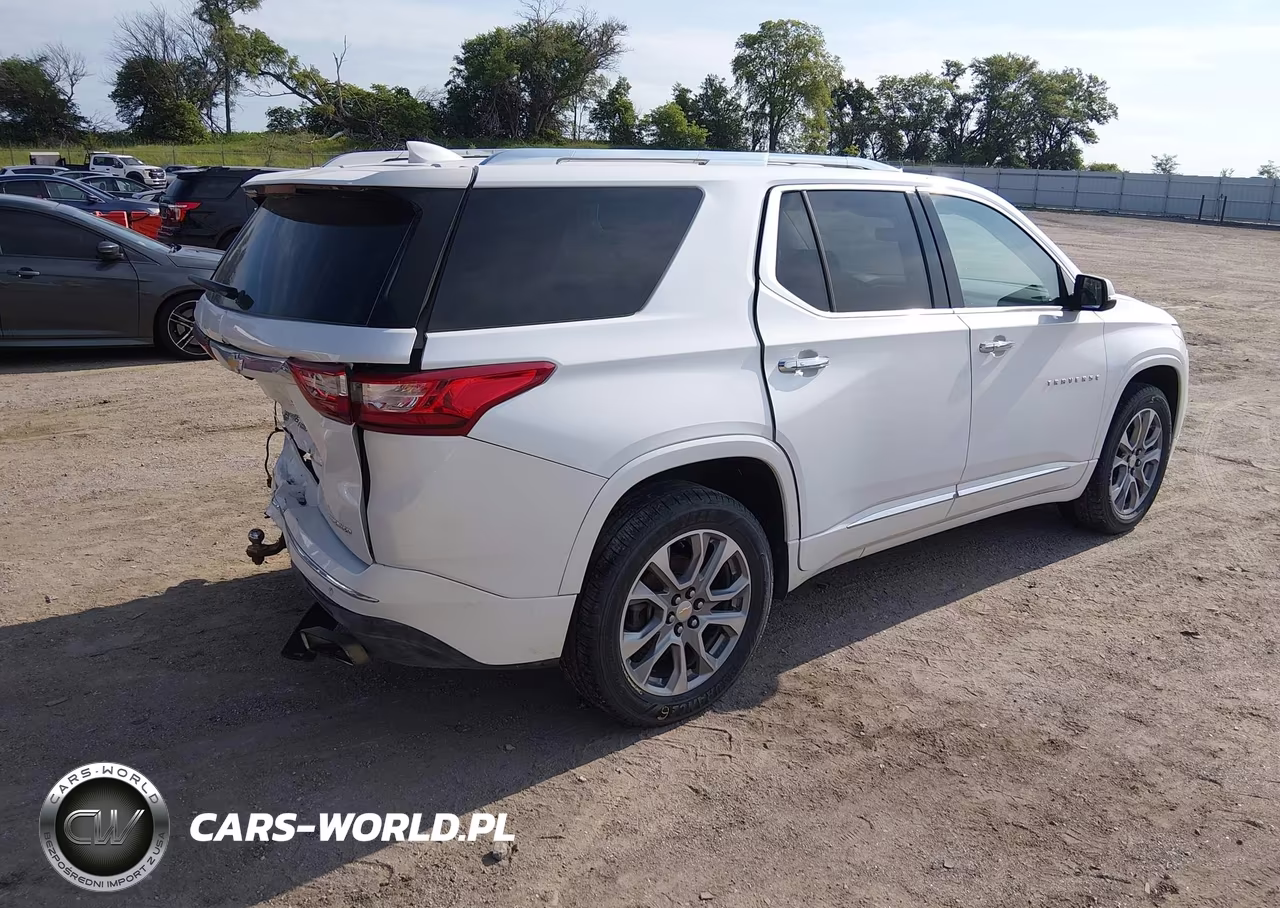 2019 Chevrolet Traverse Premier VIN:1GNEVKKW9KJ233044 - 4