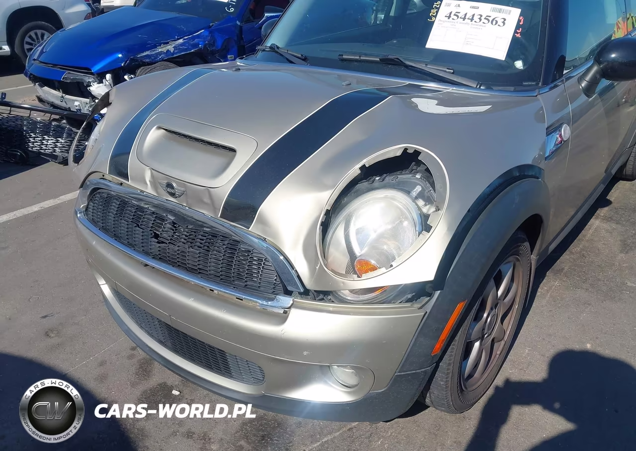 2009 Mini Cooper S VIN:WMWMF73589TW86216 - 6