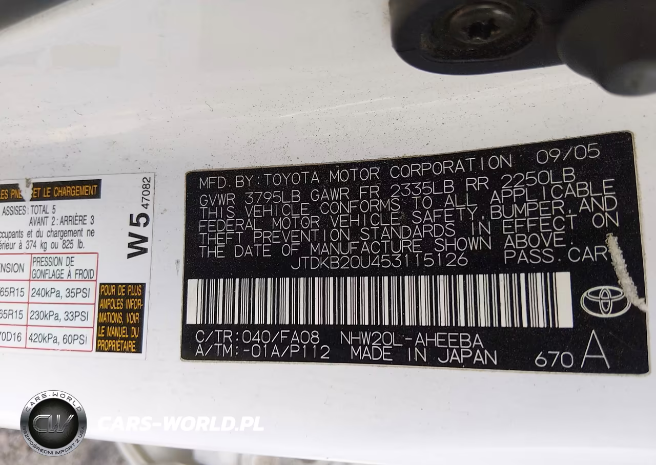 2005 Toyota Prius VIN:JTDKB20U453115126 - 9