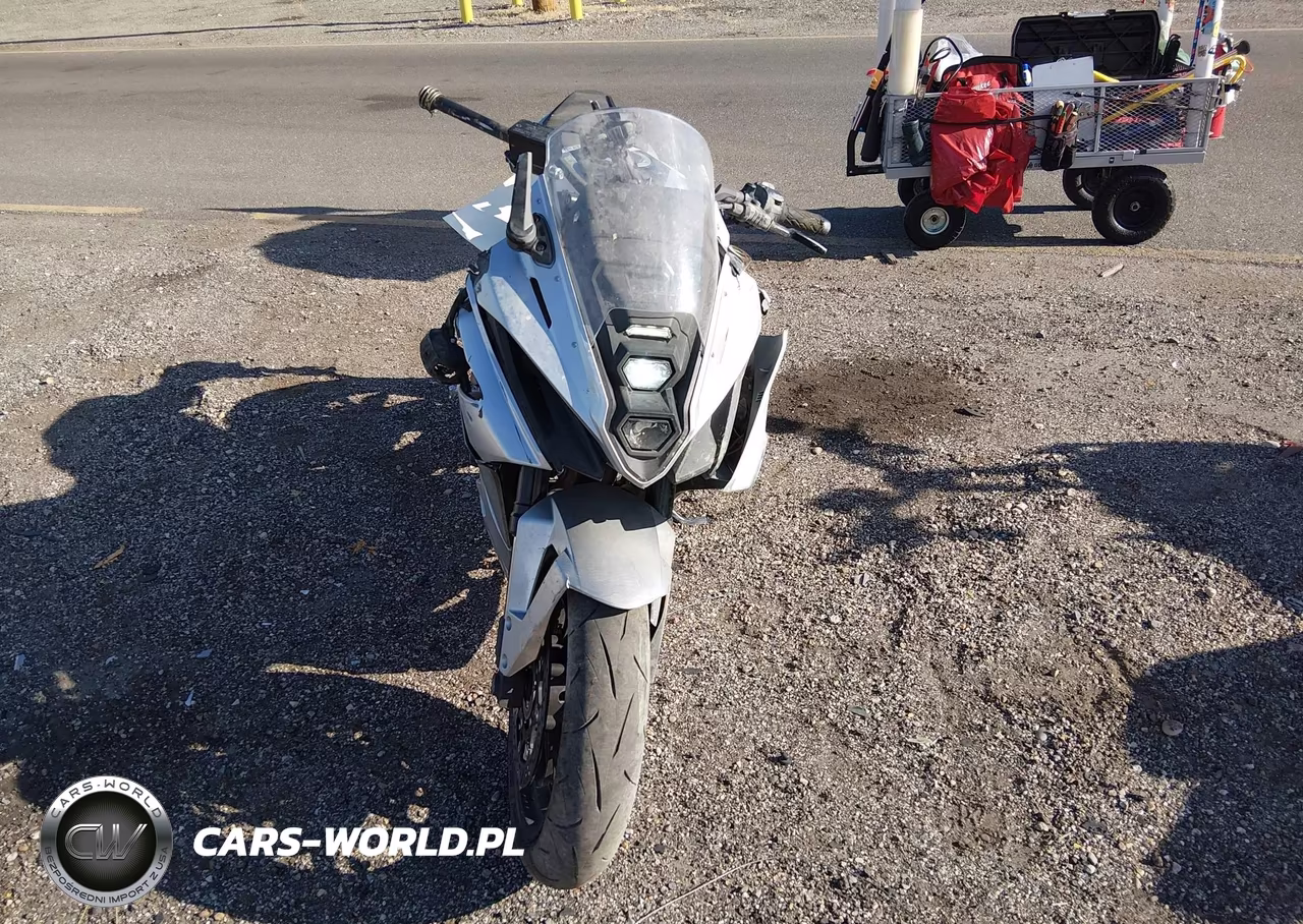 2024 Suzuki Gsx800 F VIN:JS1EM13B4R7101618 - 5
