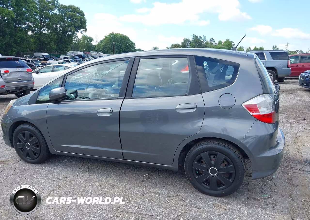 2013 Honda Fit VIN:JHMGE8H30DC012505 - 14