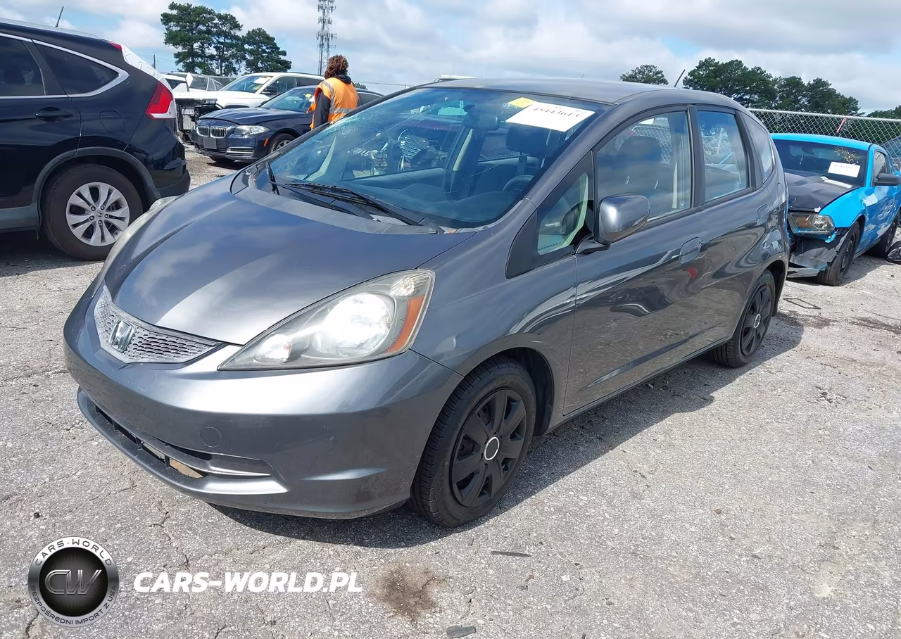 2013 Honda Fit VIN:JHMGE8H30DC012505 - 2