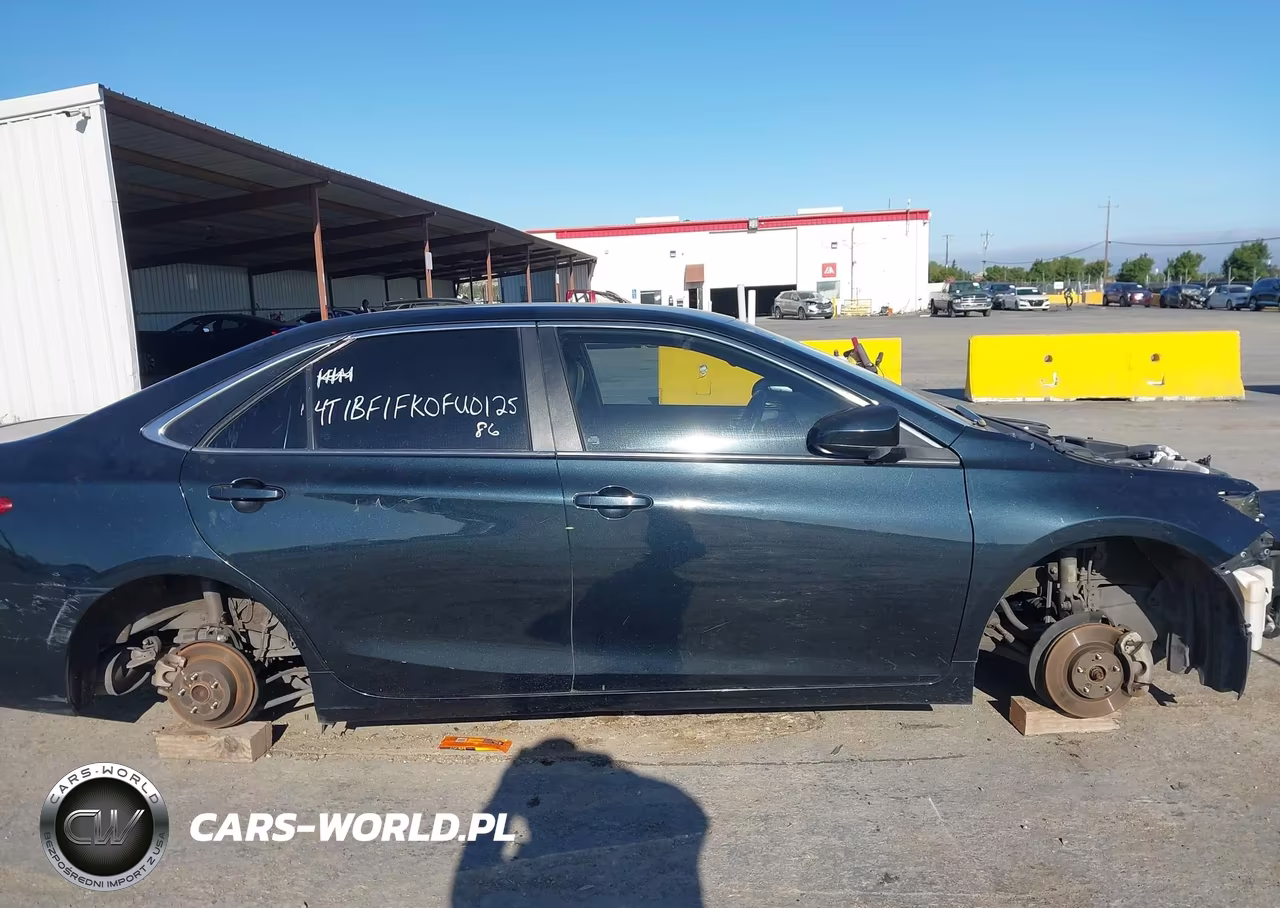 2015 Toyota Camry Se VIN:4T1BF1FK0FU012586 - 12