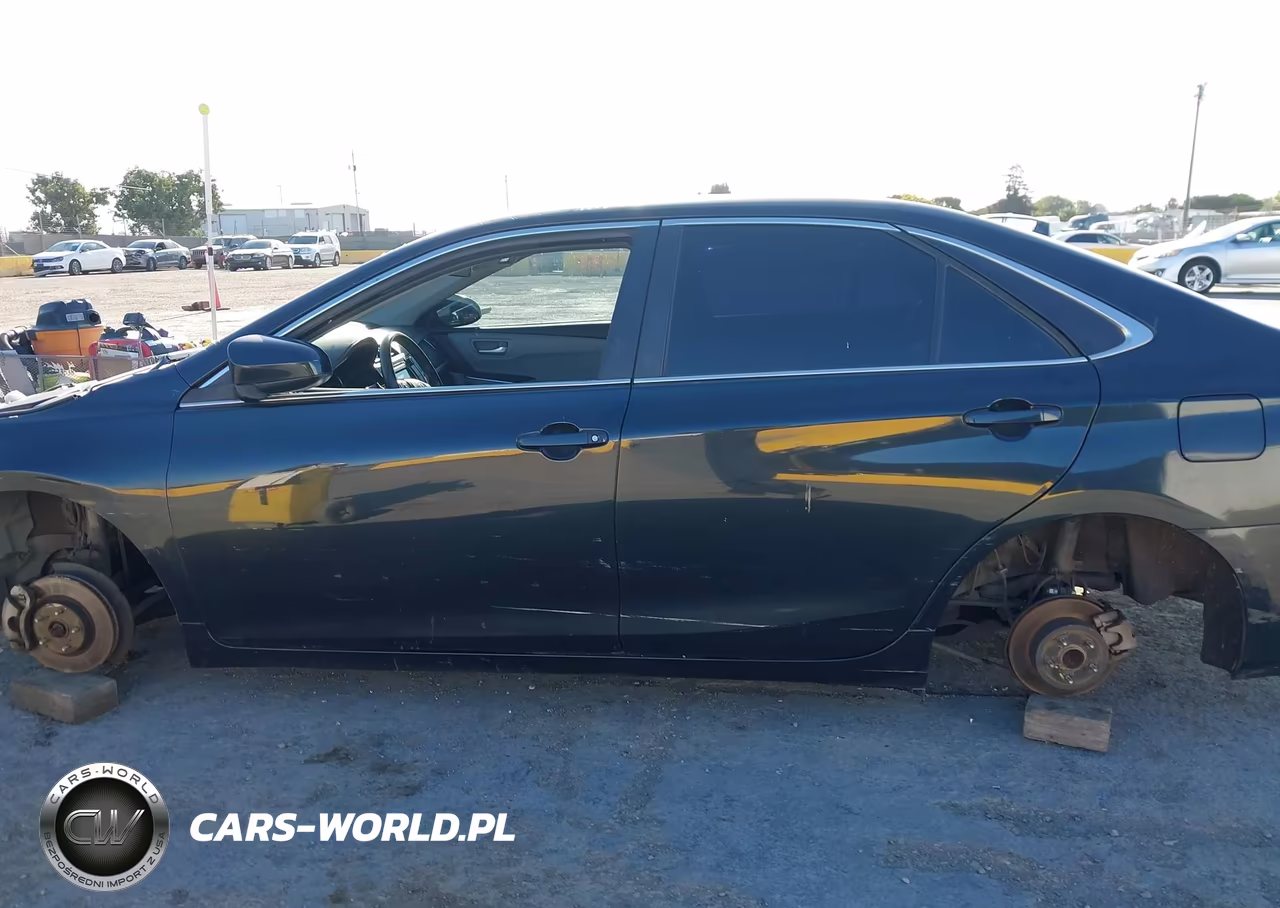 2015 Toyota Camry Se VIN:4T1BF1FK0FU012586 - 13