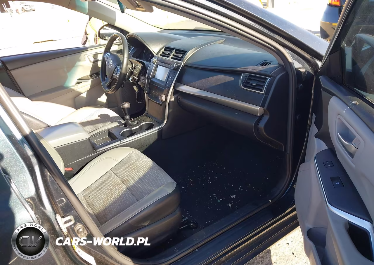 2015 Toyota Camry Se VIN:4T1BF1FK0FU012586 - 5