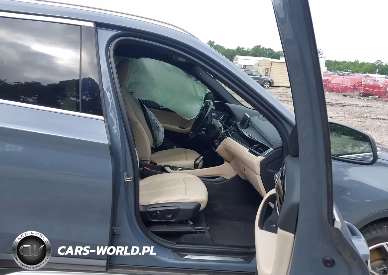 2020 BMW X1 xDrive28I VIN:WBXJG9C02L5P70419 - 5