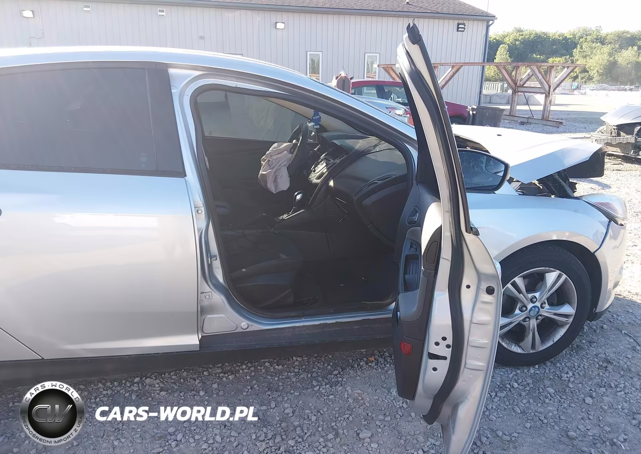 2013 Ford Focus Se VIN:1FADP3F2XDL114248 - 5