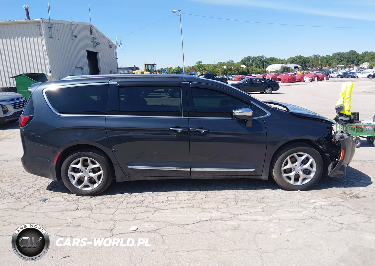 2020 Chrysler Pacifica Limited VIN:2C4RC1GG2LR289416 - 14