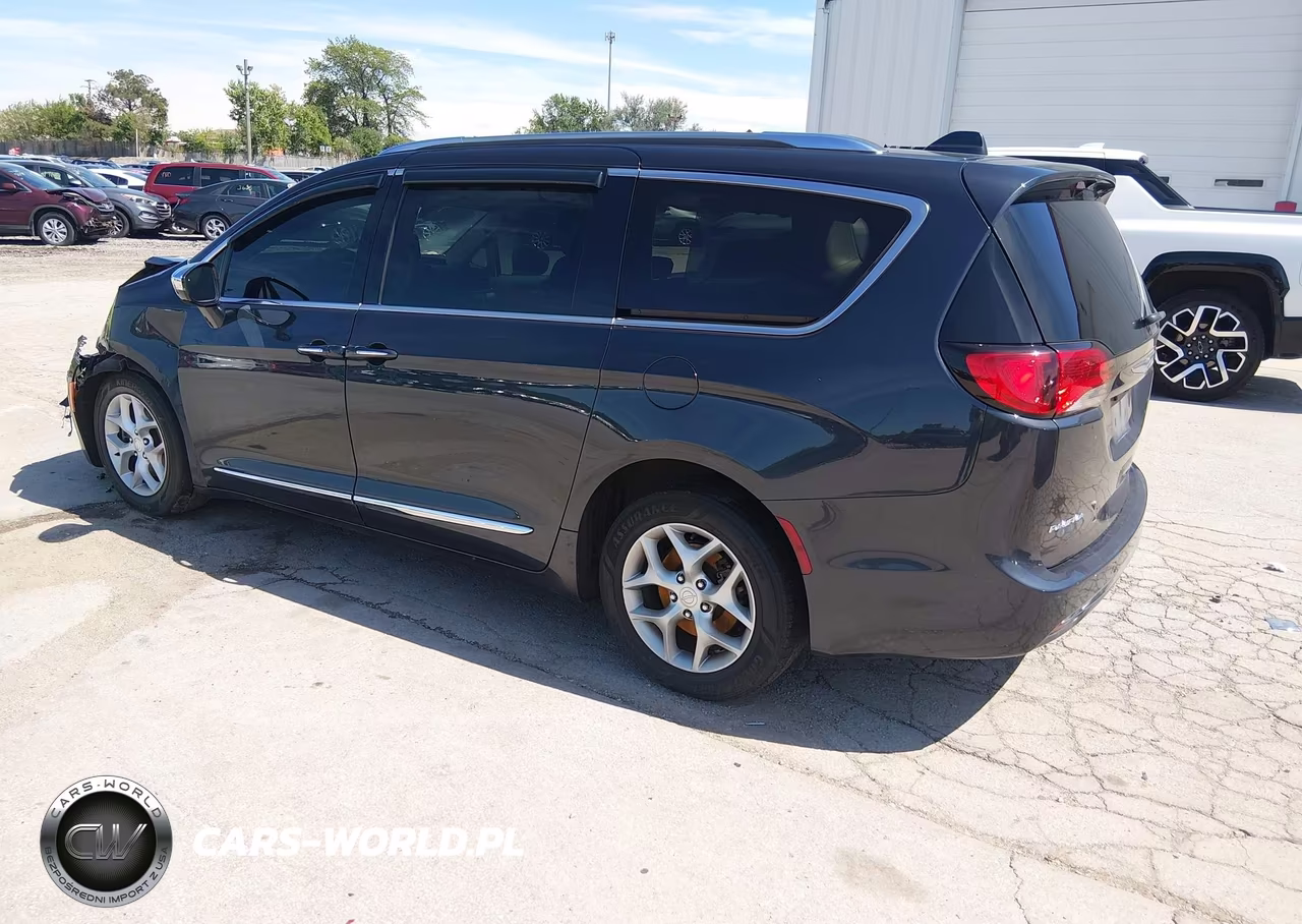 2020 Chrysler Pacifica Limited VIN:2C4RC1GG2LR289416 - 3