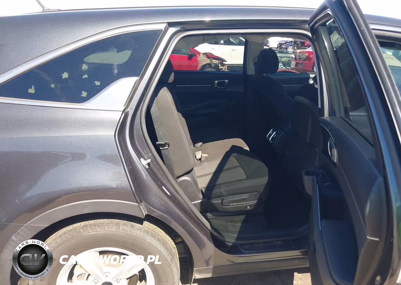 2022 Kia Sorento Lx VIN:5XYRG4LC8NG134062 - 8