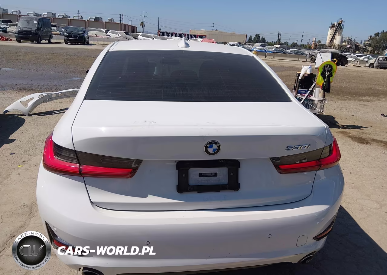 2021 BMW 330I VIN:3MW5R1J07M8C13861 - 17