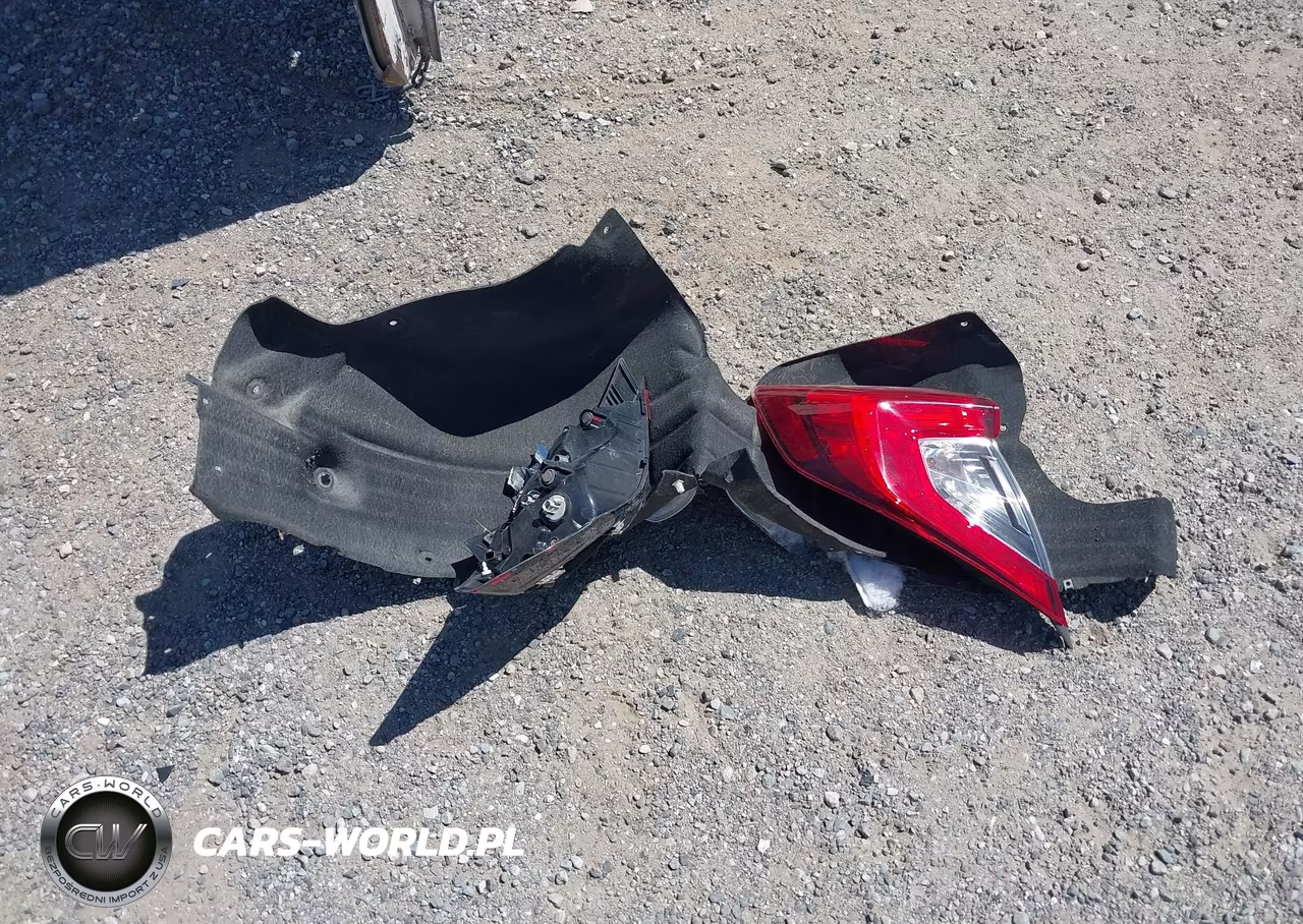 2019 Honda Civic Sport VIN:2HGFC2F83KH576255 - 12