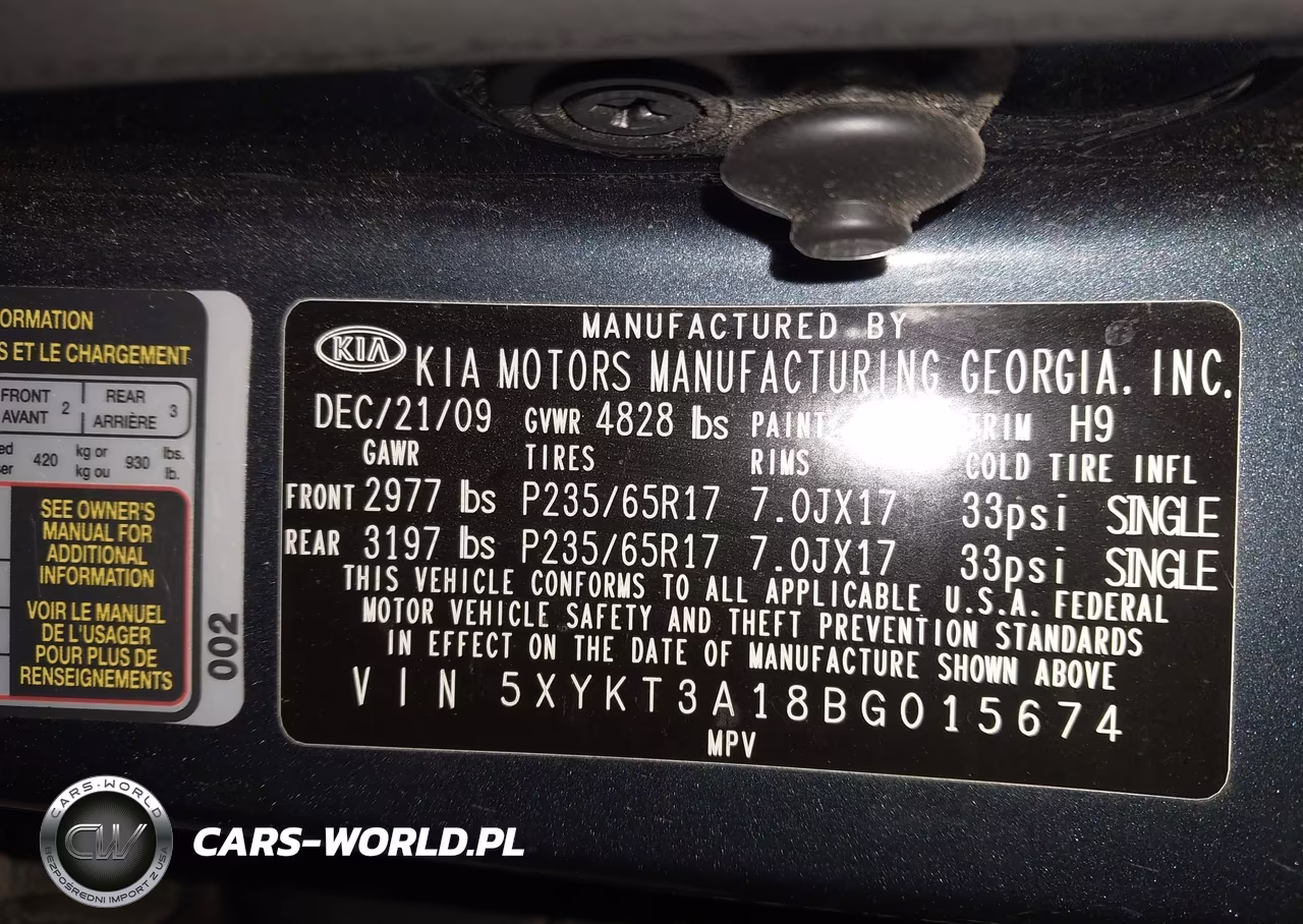 2011 Kia Sorento VIN:5XYKT3A18BG015674 - 9
