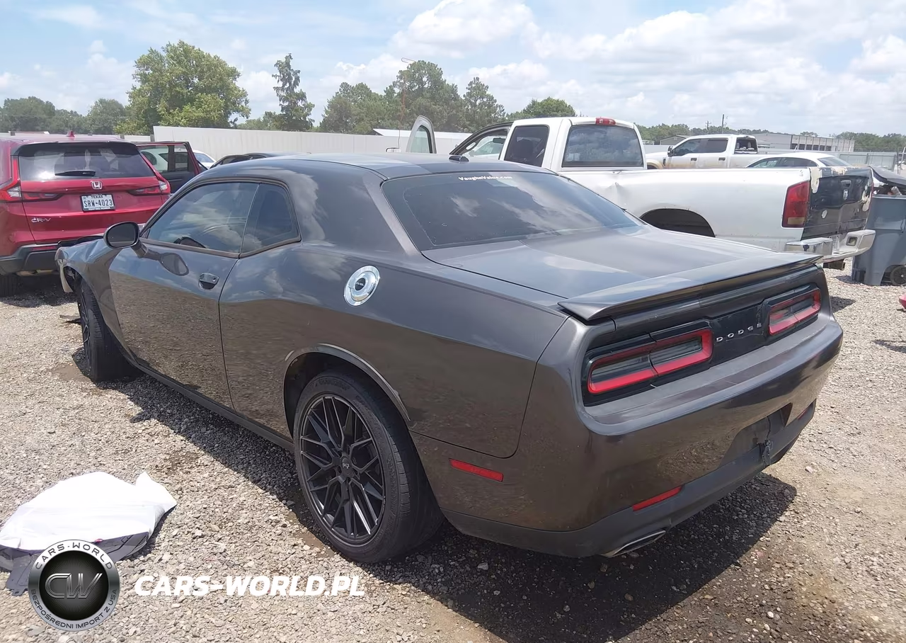 2015 Dodge Challenger Sxt VIN:2C3CDZAGXFH895605 - 3