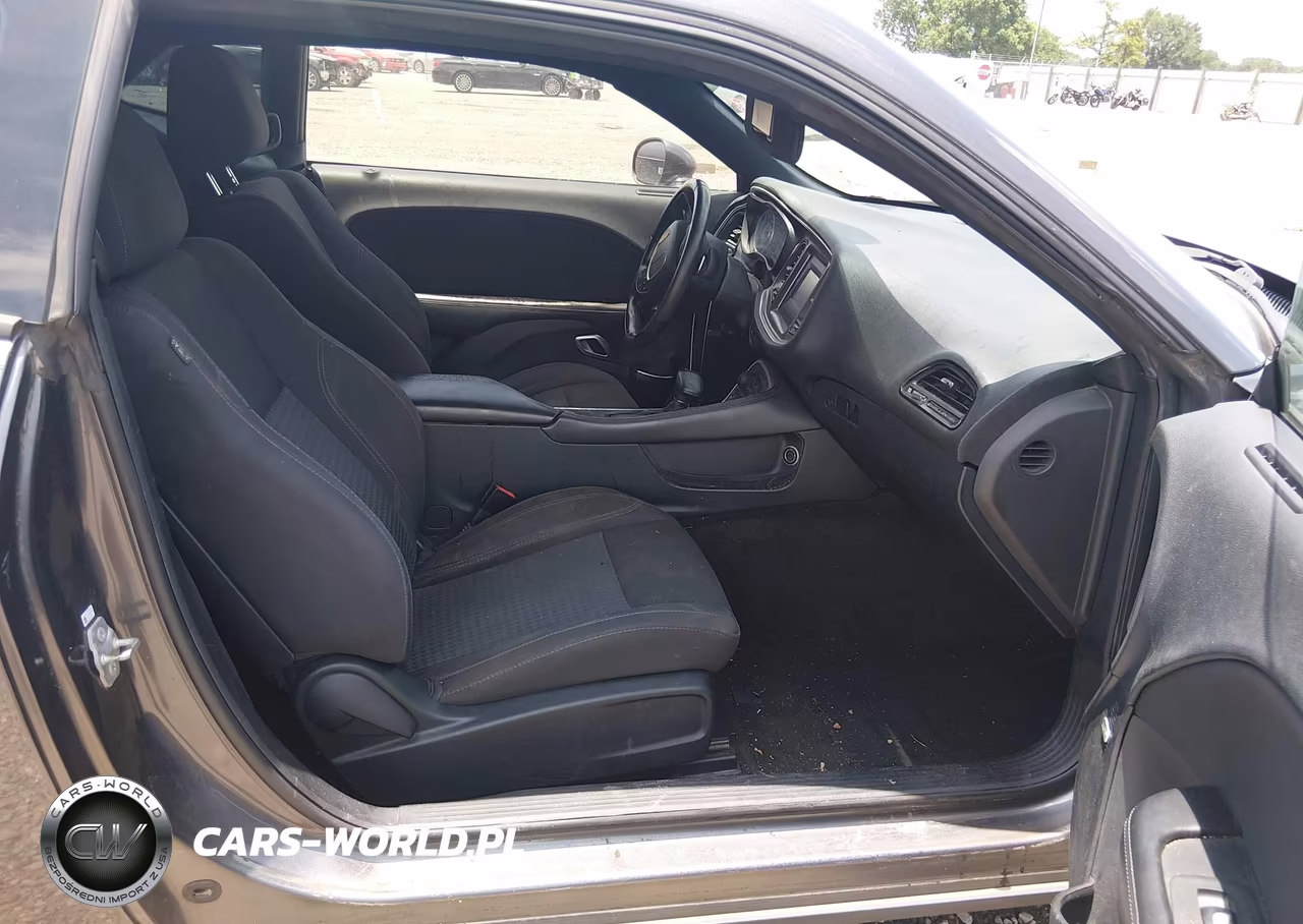 2015 Dodge Challenger Sxt VIN:2C3CDZAGXFH895605 - 5