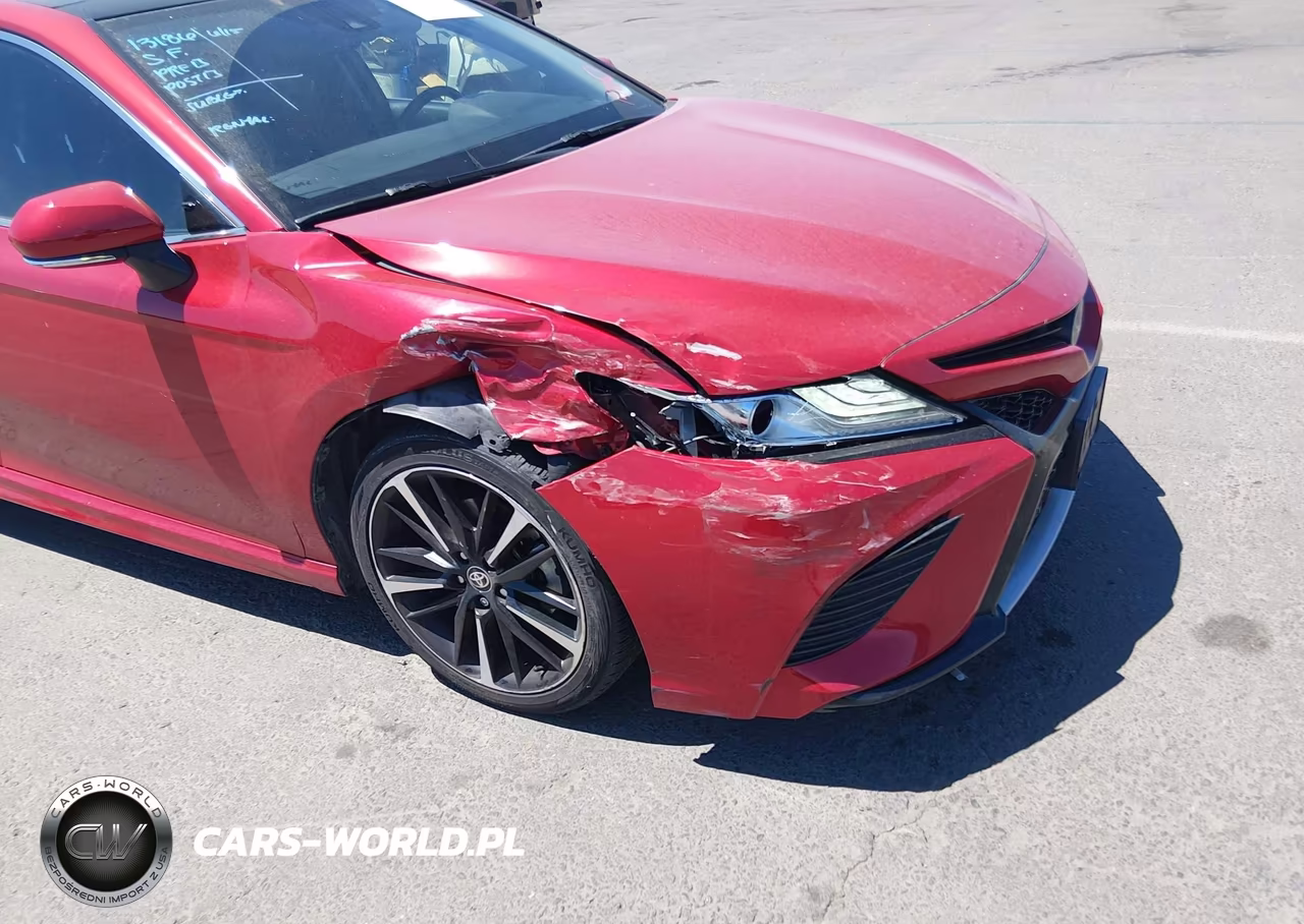 2020 Toyota Camry Xse VIN:4T1K61AK7LU358914 - 17